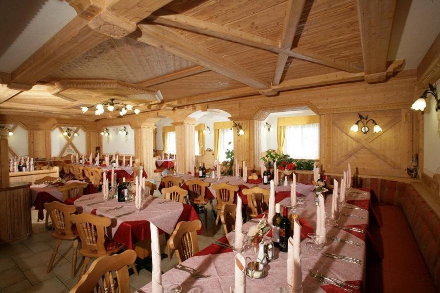 Hotel Franco Andalo Exteriör bild